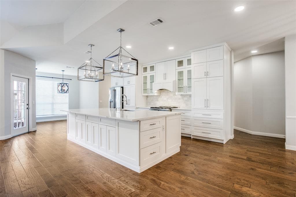 709 Wortham Dr