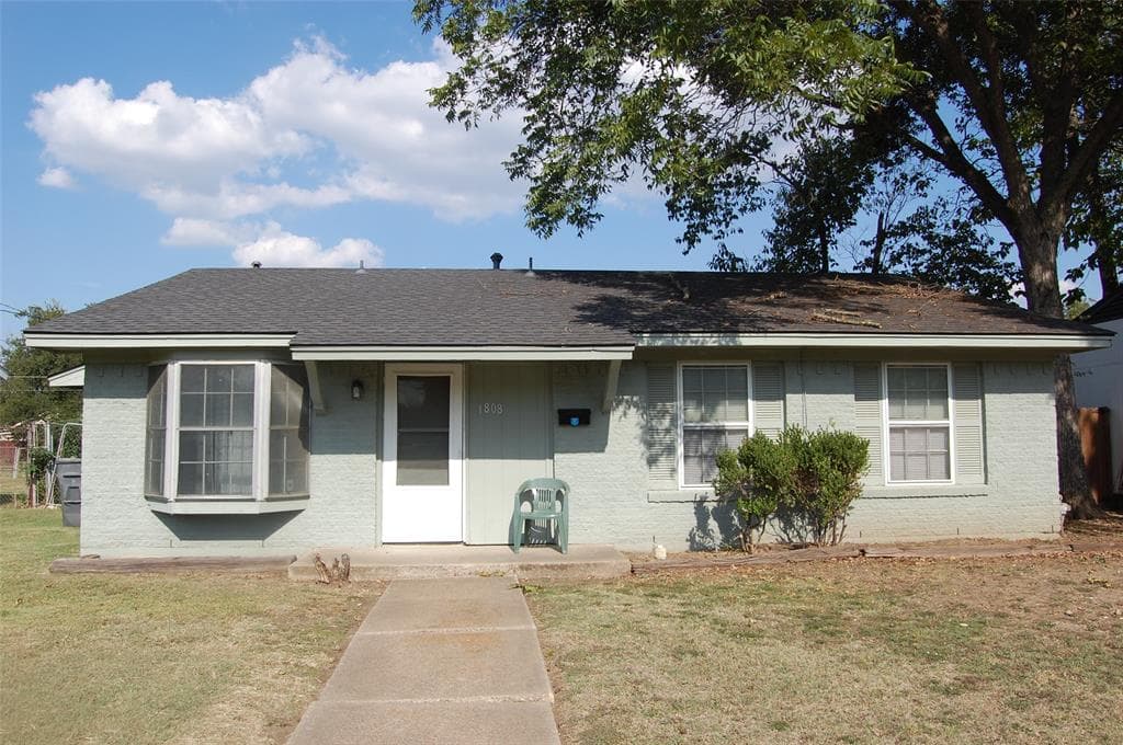 1808 Western Park Dr