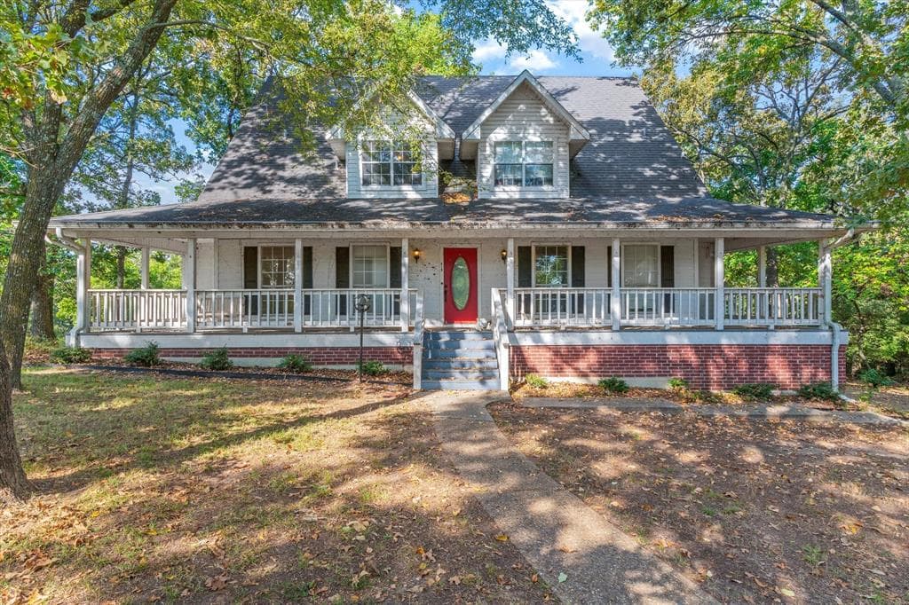 416 Private Road 5975