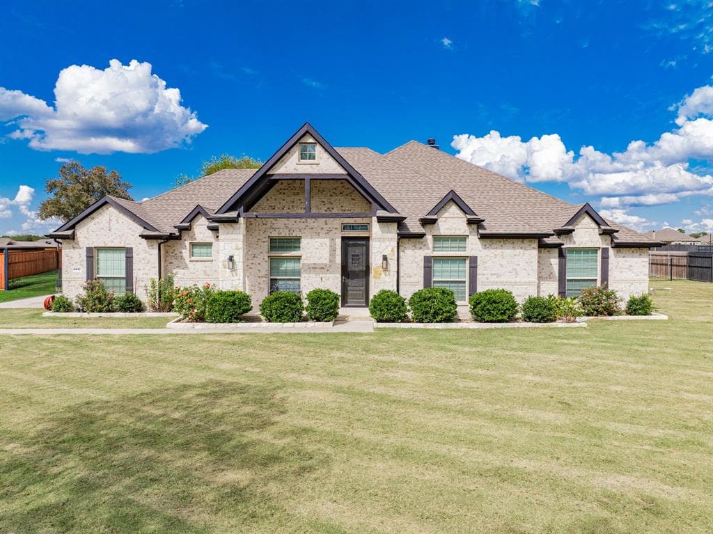 6817 County Road 469