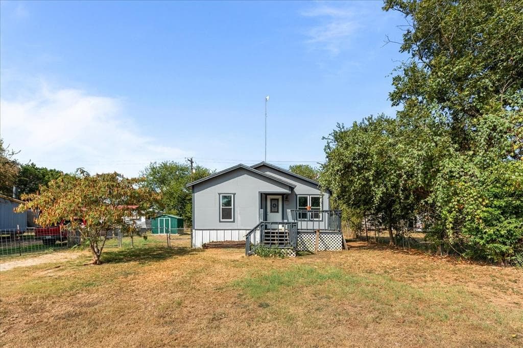 239 County Road 1743