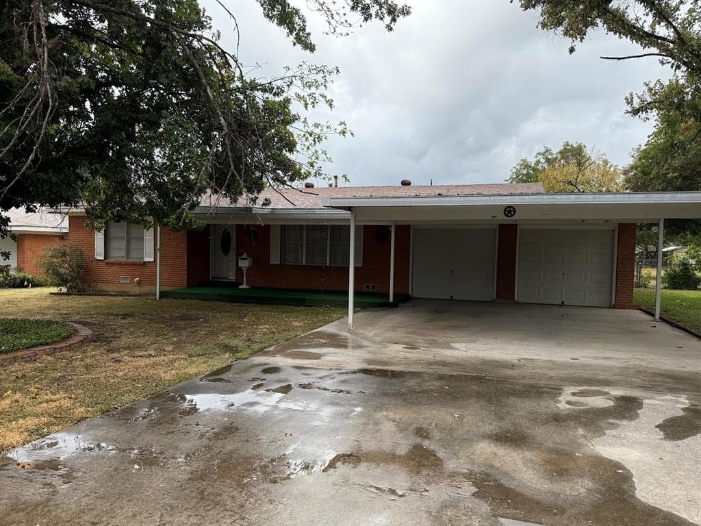 Main property image