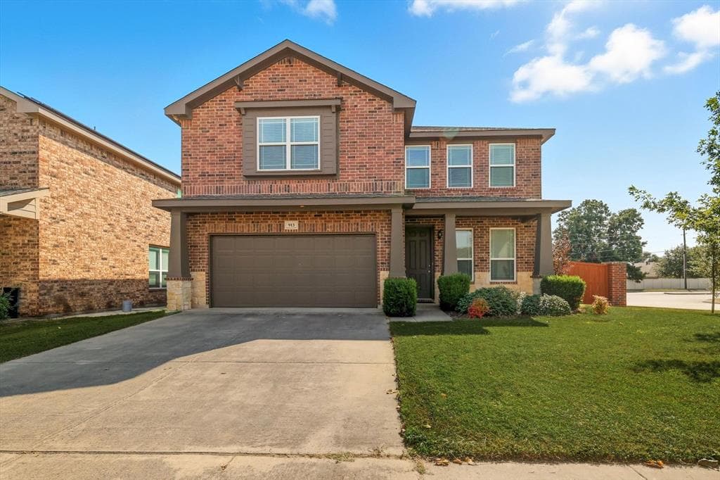913 Bloomfield Dr
