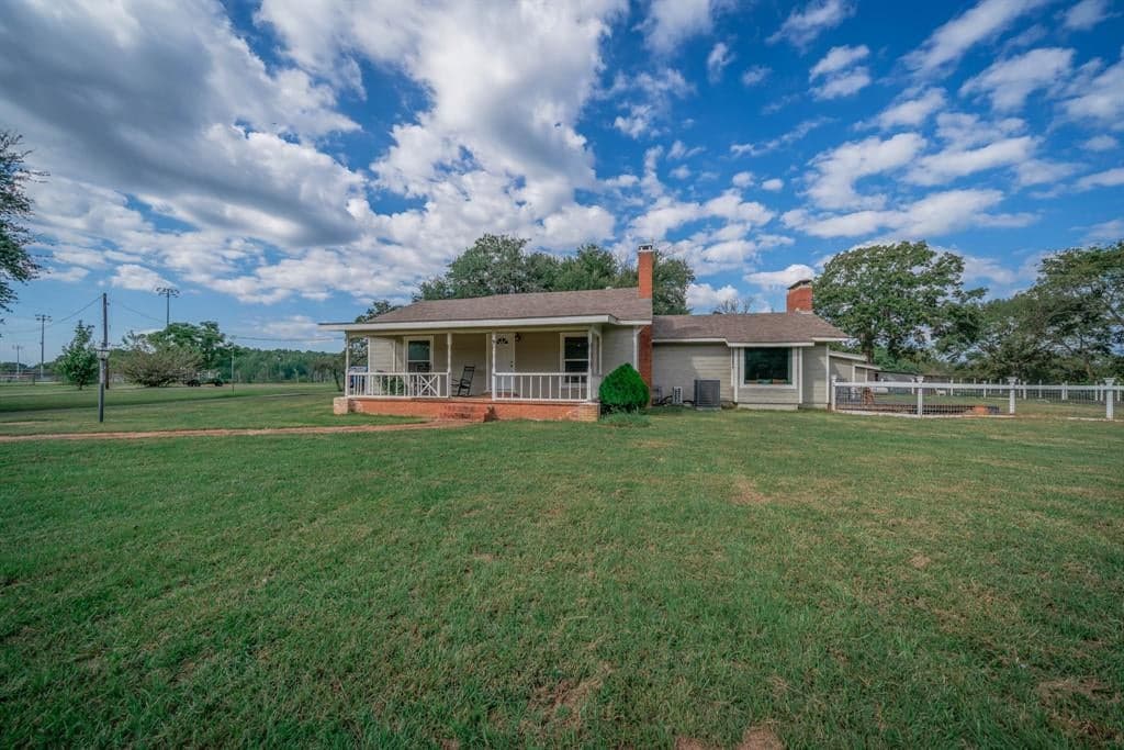 1901 Byrd Rd