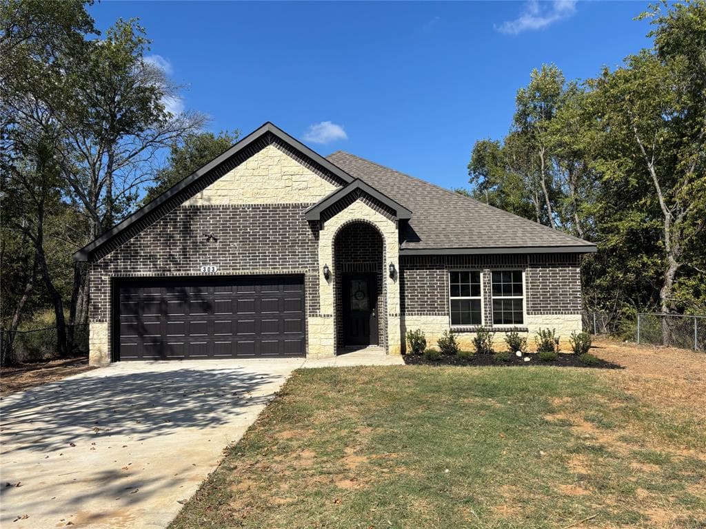 303 E Malloy Bridge Rd