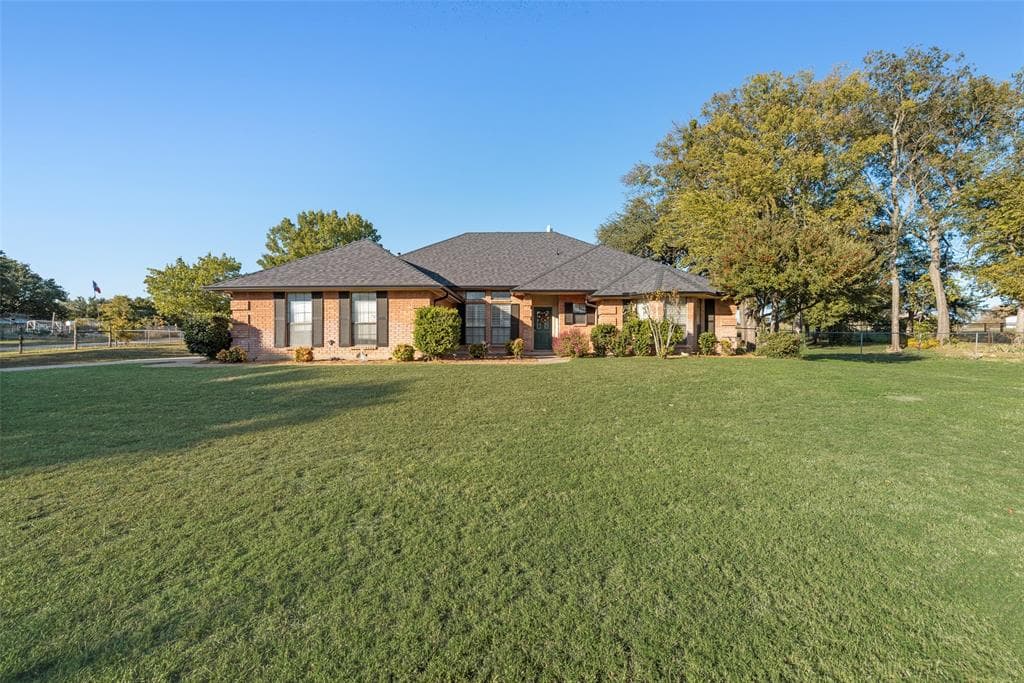 390 County Road 4929
