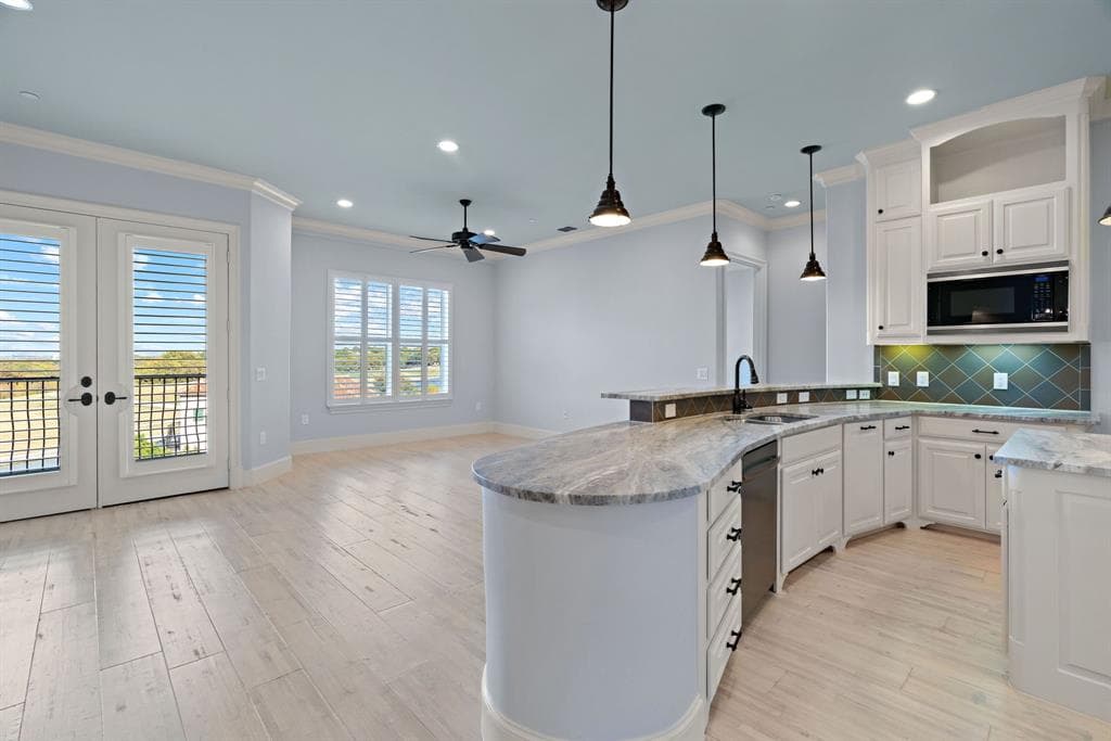 6675 Mediterranean Dr Unit 3304
