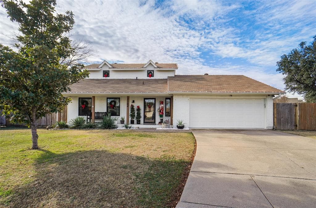 7104 Bahama Ct