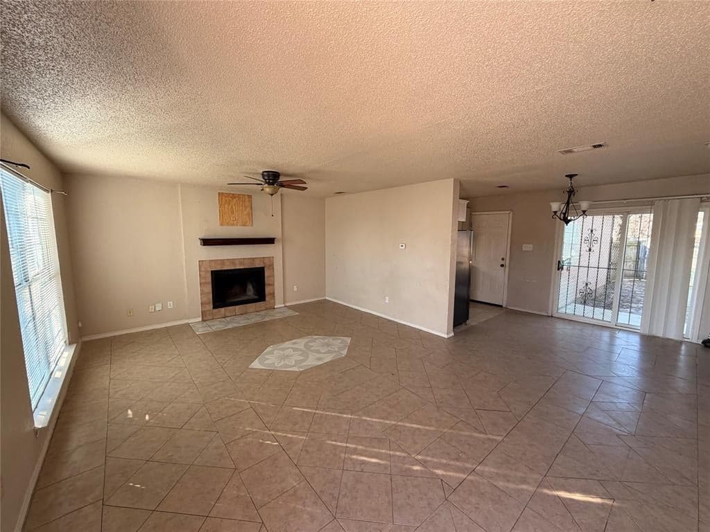 1915 Red Cloud Dr