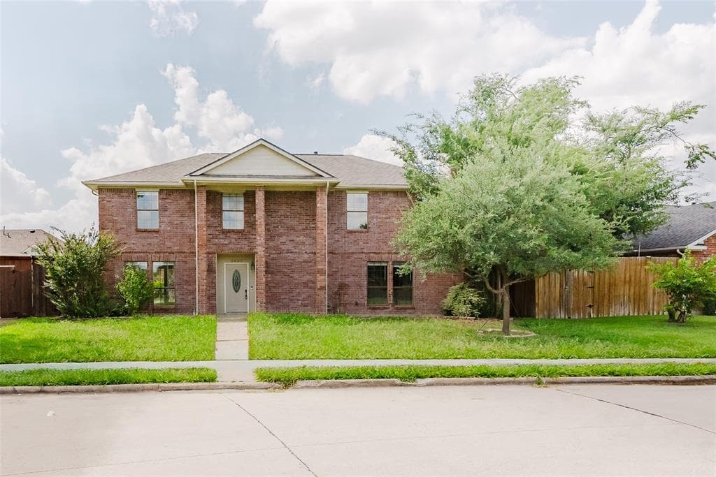 2637 Austin Dr
