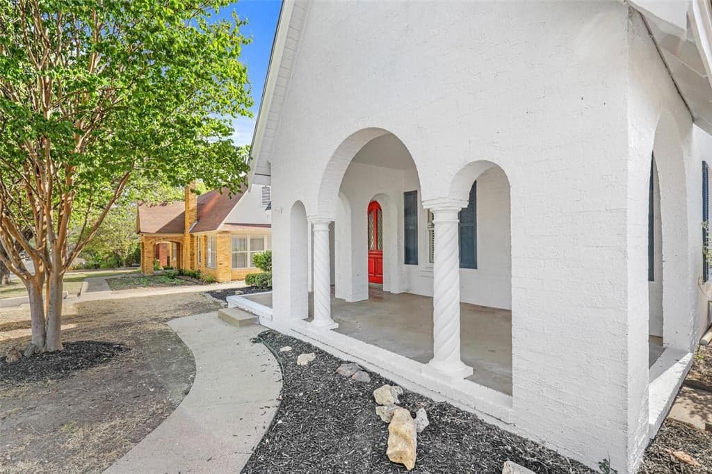 Gallery image 4
