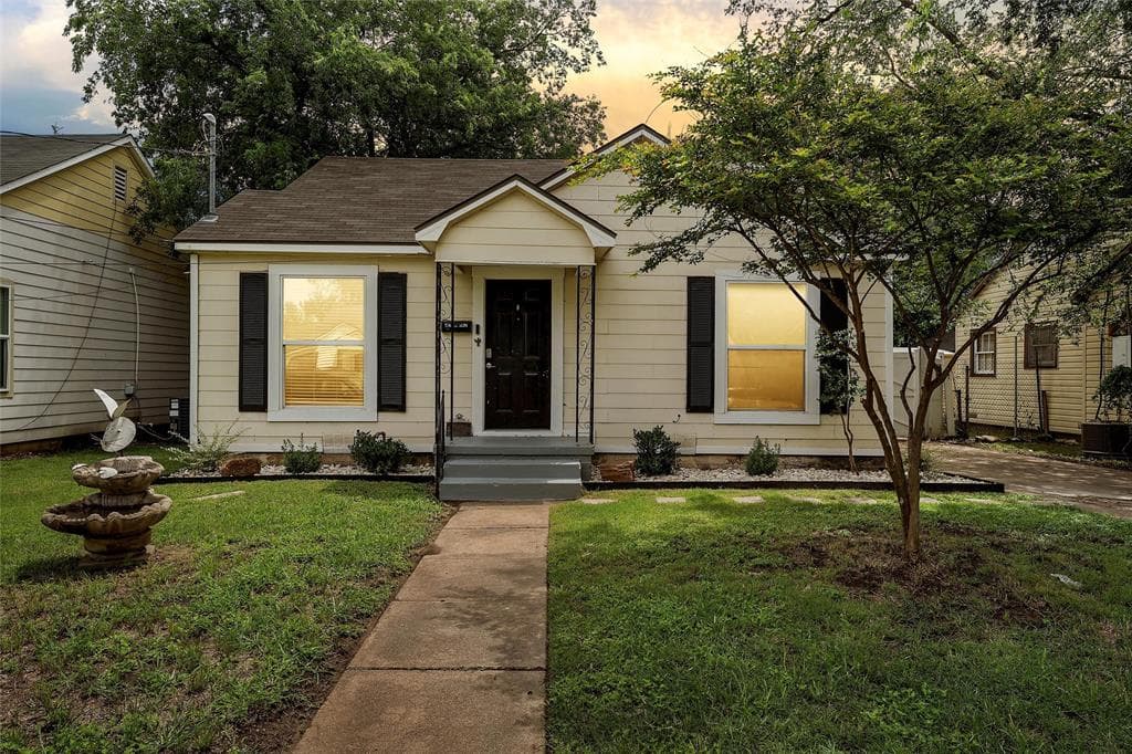 1205 Ashleman St
