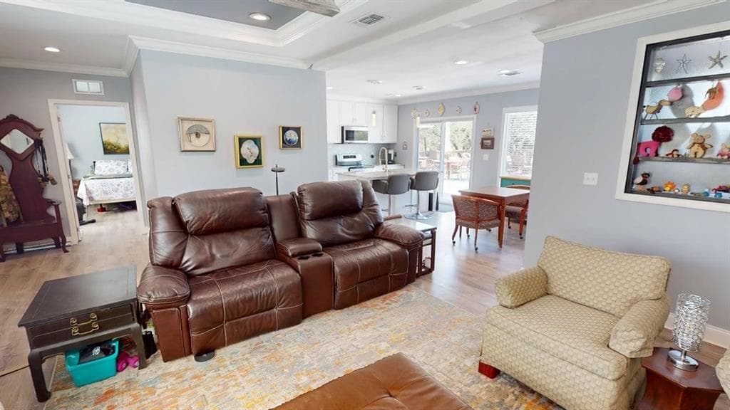 Gallery image 3