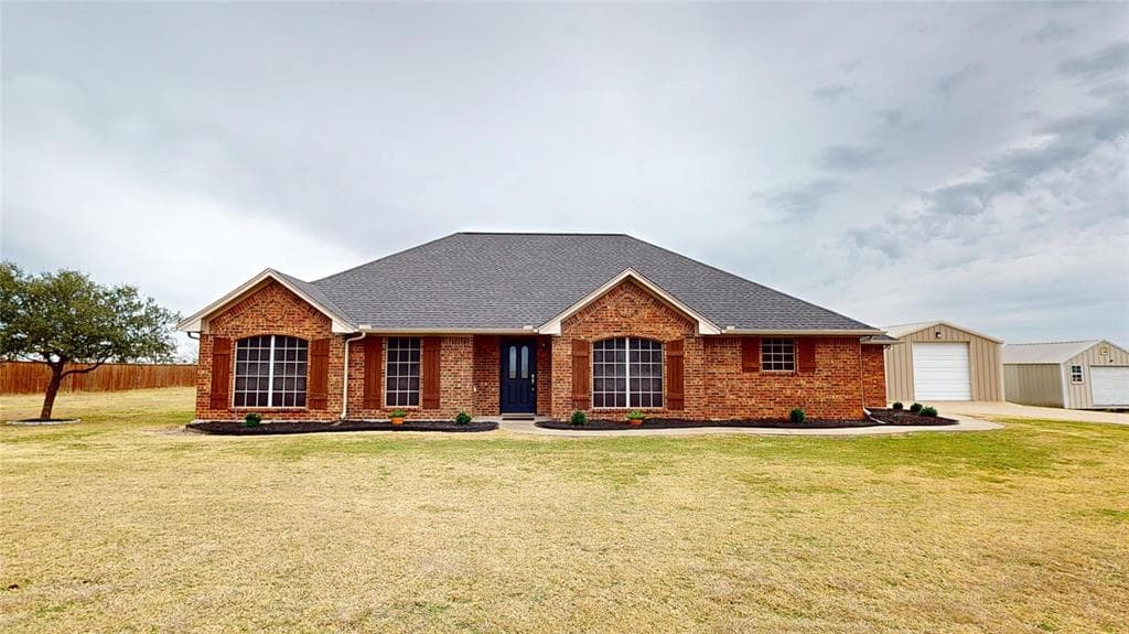 425 Country Manor Ln