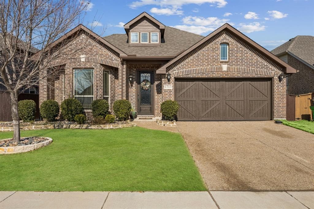 1713 Emerald Tree Pl