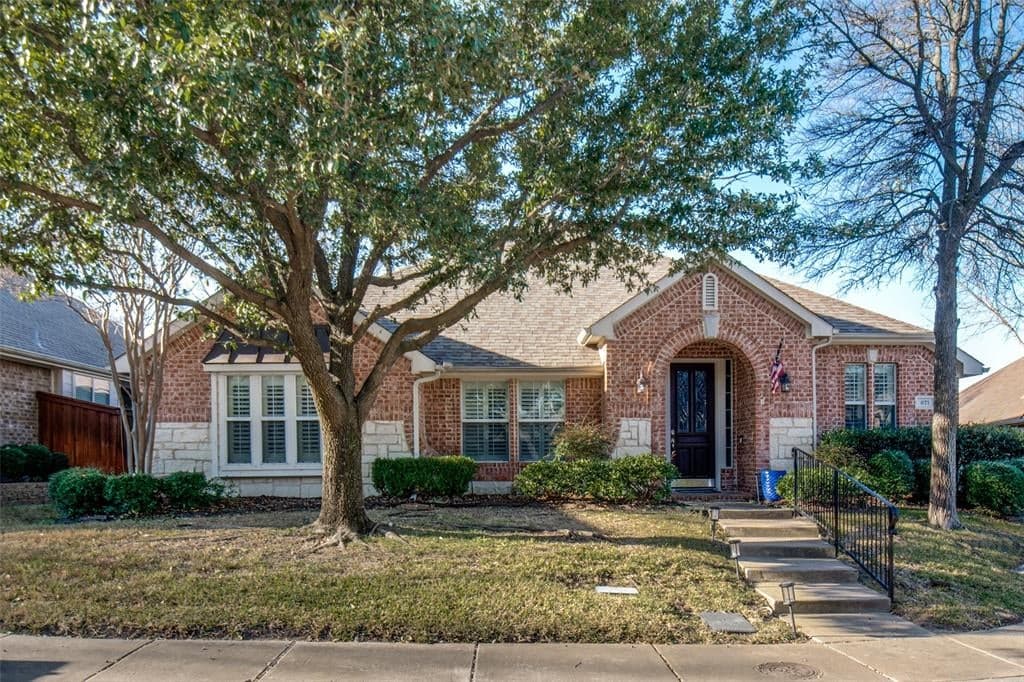 671 Danielle Ct