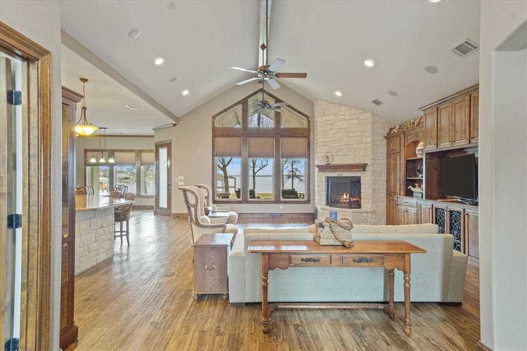 Gallery image 4