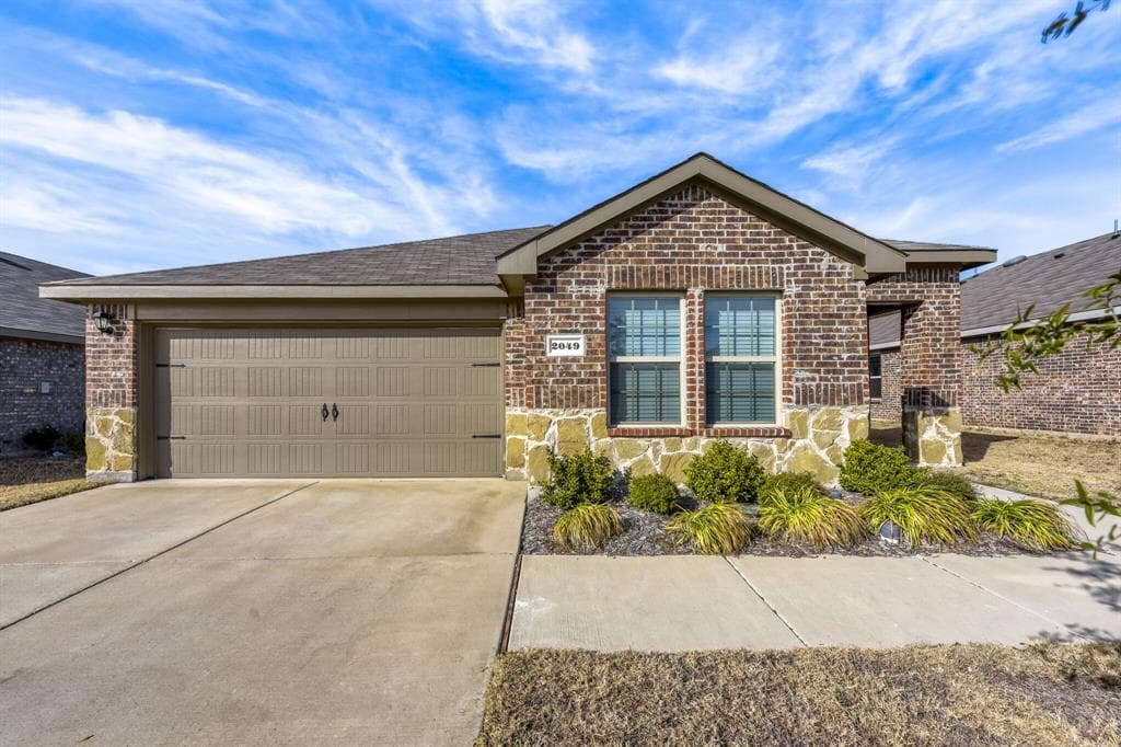 2049 Berrywood Dr