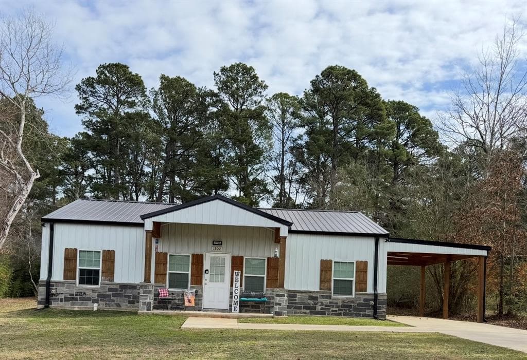 1802 Myrtlewood Dr