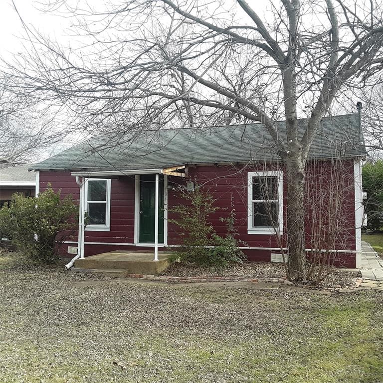 104 Boze St
