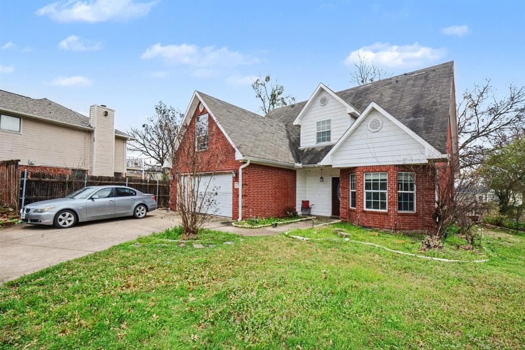 347 Peachtree Ln