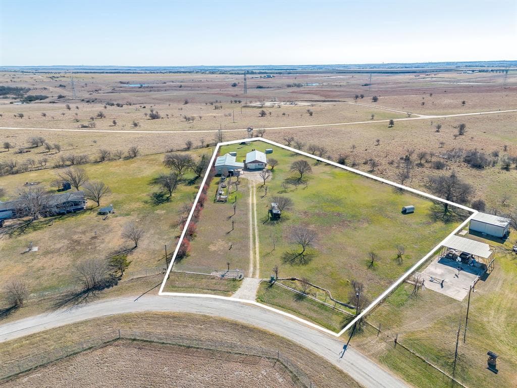 235 S Skyline Ct
