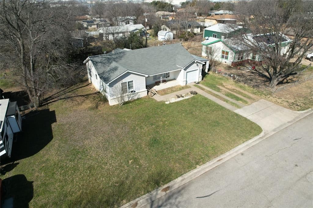 3729 Cheryl St