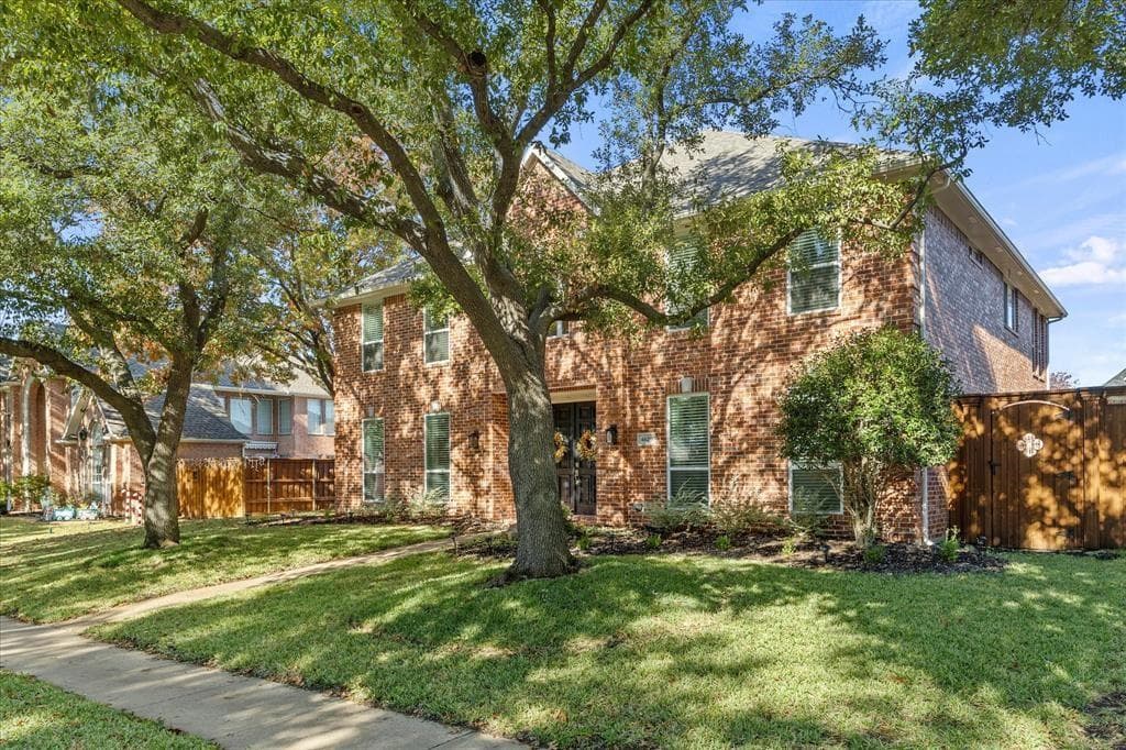 4629 Old Pond Dr