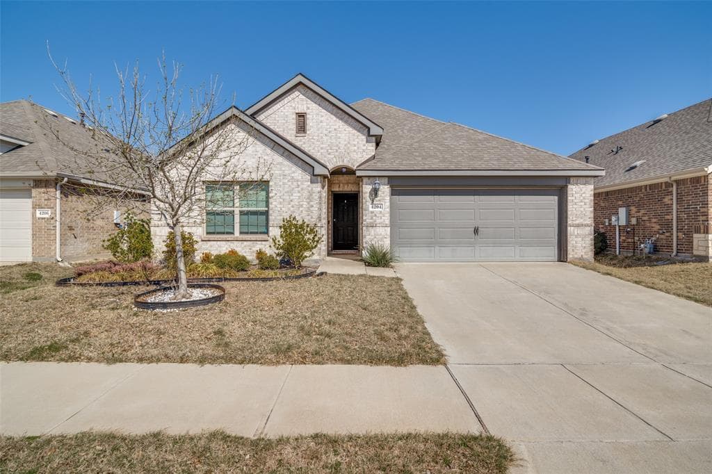 4204 Bullock Ln