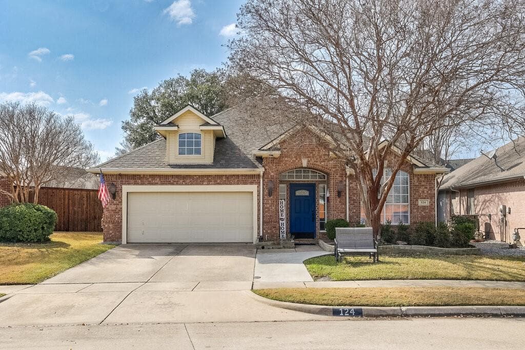 124 Stonecreek Dr