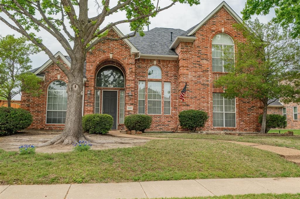 601 Uvalde Ct