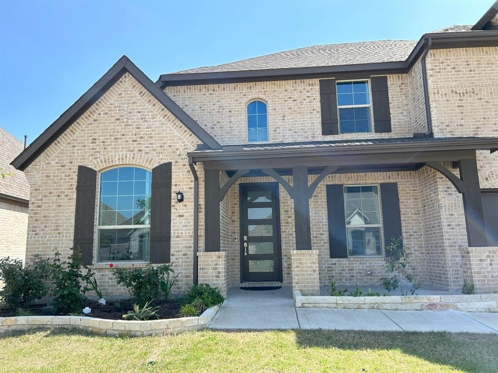 2904 Middleton Dr