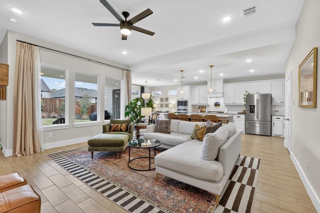 7117 Mantle Ridge Dr