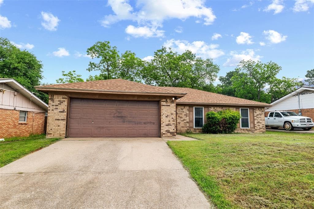 6609 Yolanda Dr