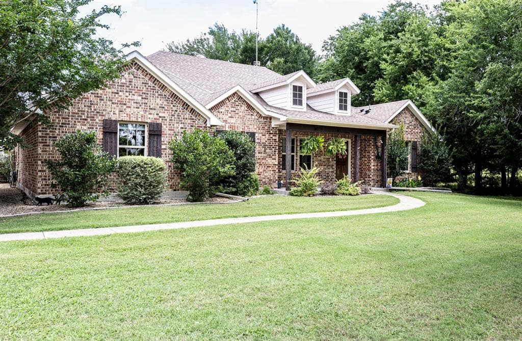8855 County Road 2584