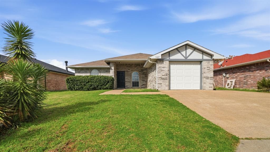1607 Tampa Bay Dr