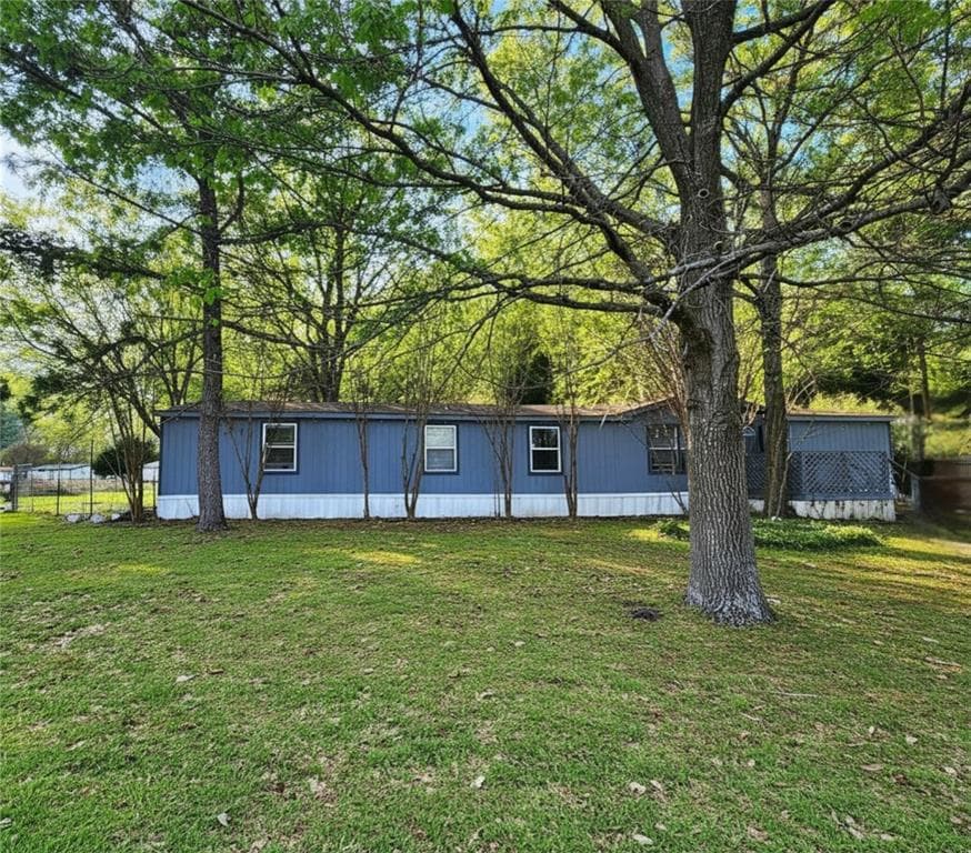 460 Chapel Hill Ln