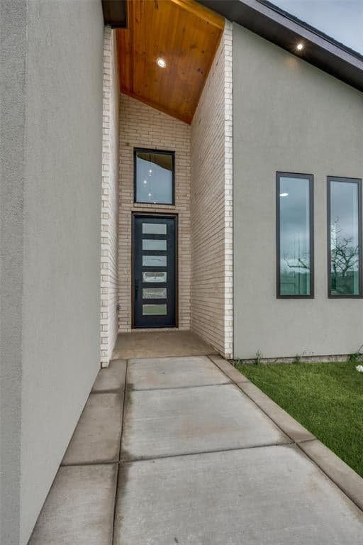 Gallery image 2