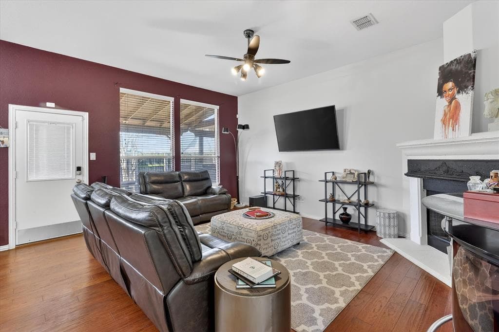Gallery image 4