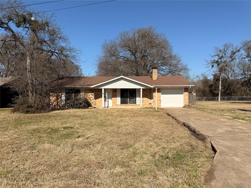 150 Pecan Dr