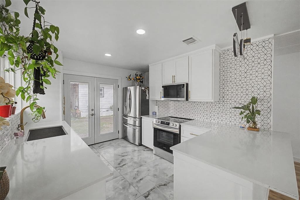 5409 Sun Valley Dr
