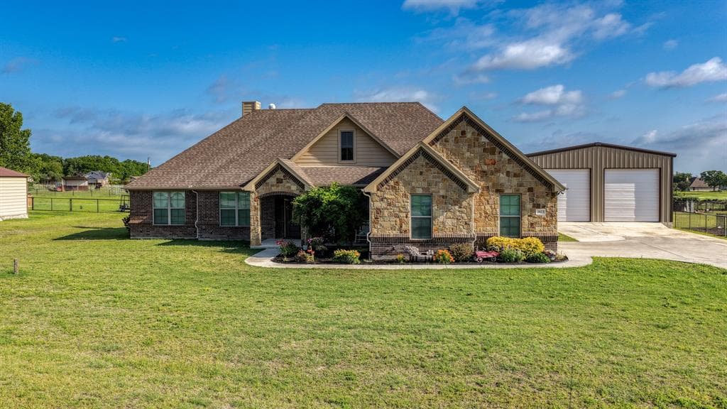2023 Jo Jones Ln
