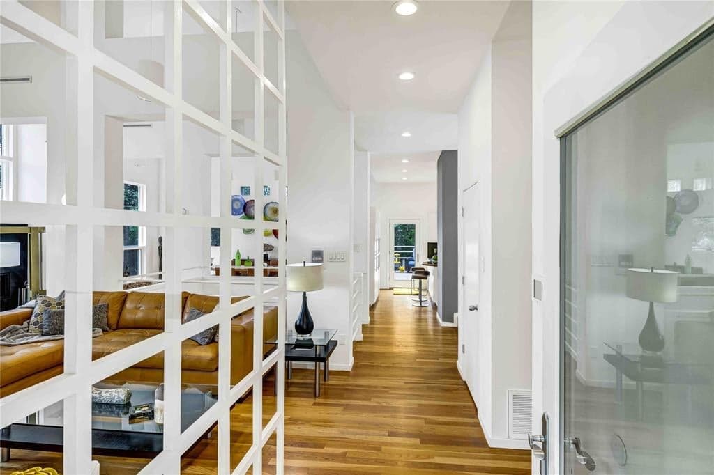 Gallery image 3