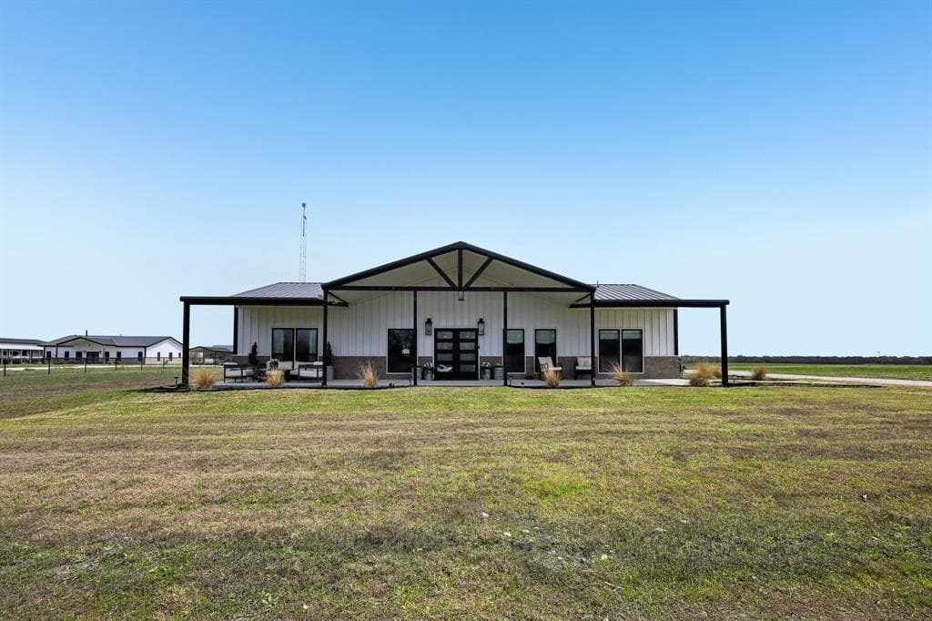 5029 County Road 1098