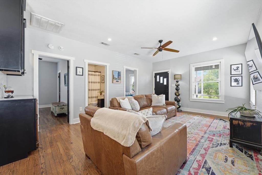 Gallery image 3