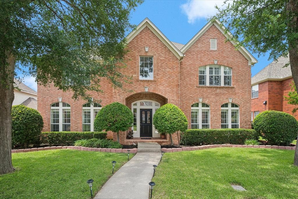 7420 Sugar Maple Dr