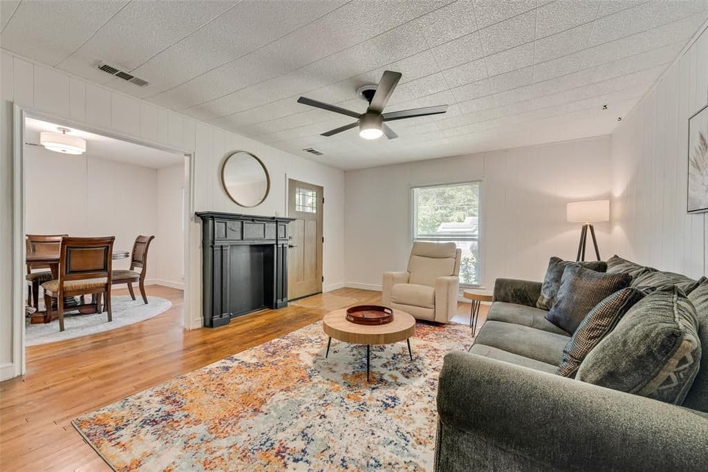 Gallery image 4