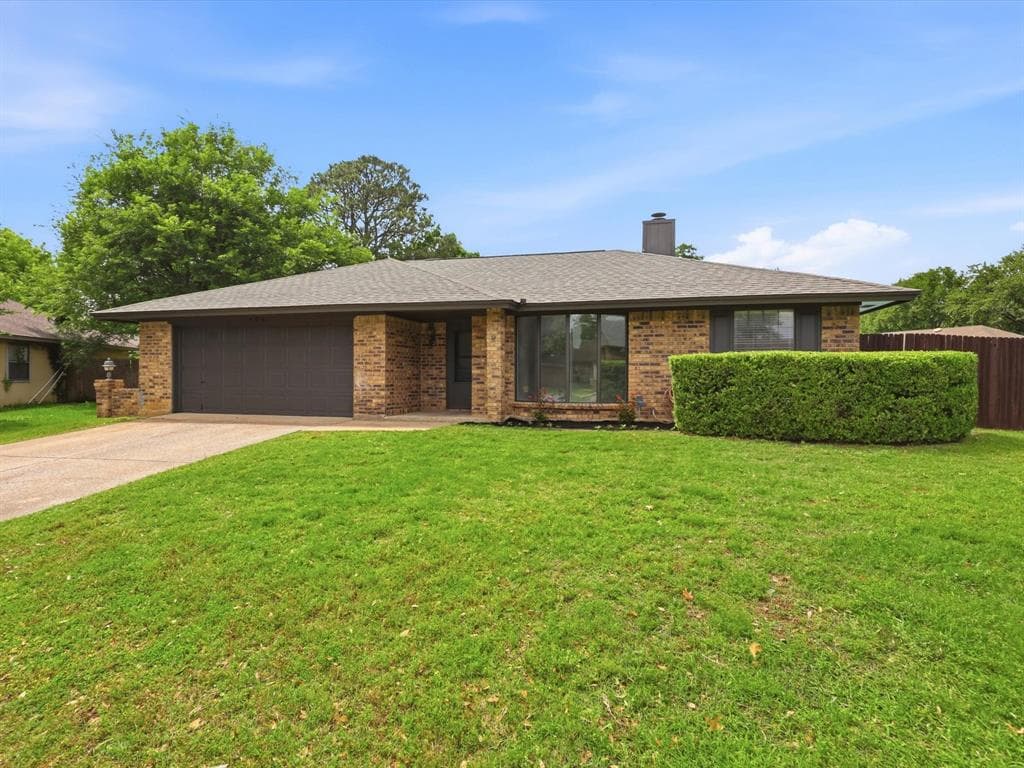 408 Christine Ct
