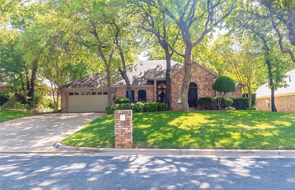 7732 Aubrey Ln
