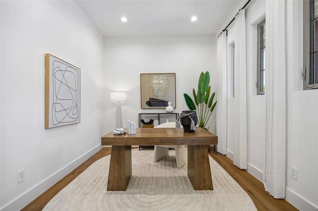 Gallery image 4